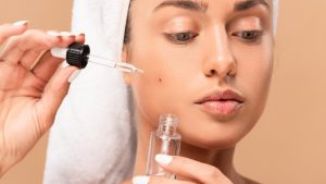 Dùng Retinol bao lâu thì ngưng? 