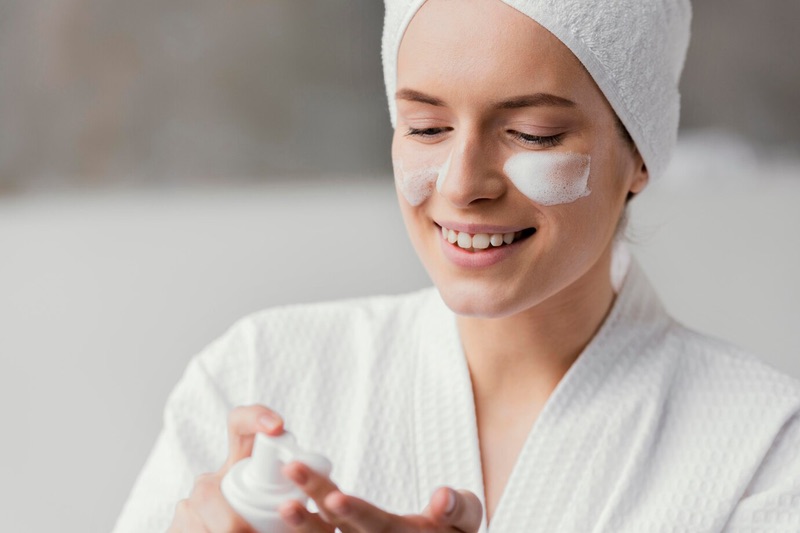 Tiêu chí chọn sữa rửa mặt cho da bị kích ứng